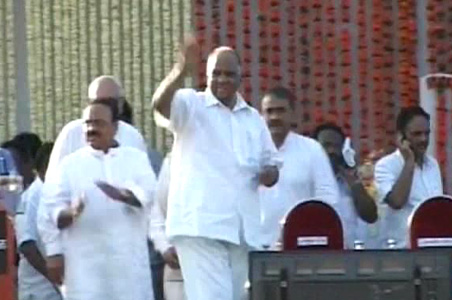 Patil's arrest: Pawar's pre-poll headache