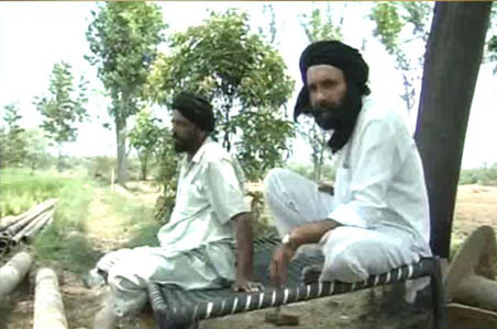 Hope fades, farmers tap groundwater