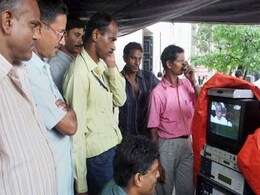 Govt raises Income Tax exemption limit, scraps FBT Govt raises Income Tax exemption limit, scraps FBT