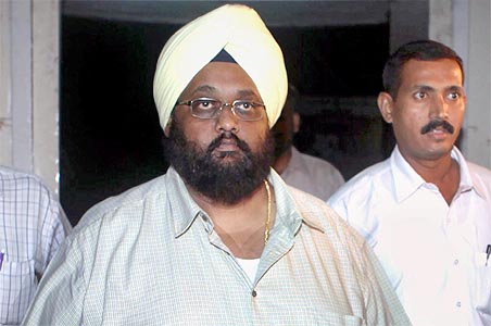Buta Singh and son in bribery scam