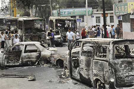 China bans mosque prayers in riot-hit area