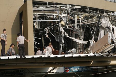 Twin blasts in Jakarta hotels; 9 killed
