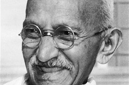 Now, Gandhi's gift to Irish friend to go under hammer