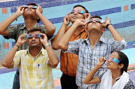 India wakes up to a solar spectacle India wakes up to a solar spectacle