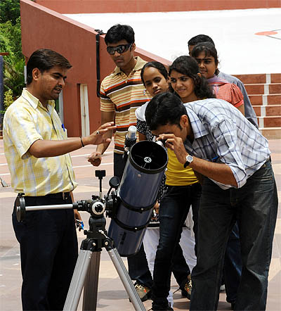 Eclipse gives Bihar village its day in the sun