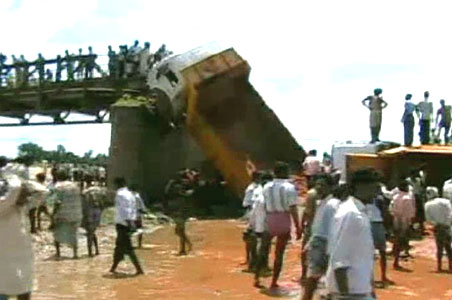 Bridge collapses in Bihar; 4 killed