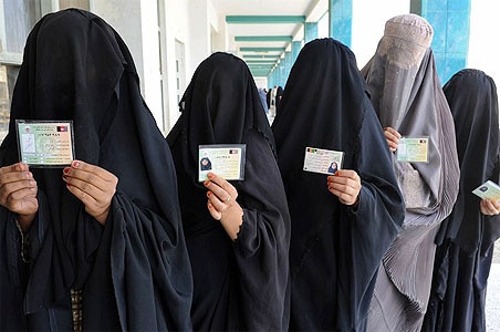 Voter turnout good in Afghan; could reach 50%