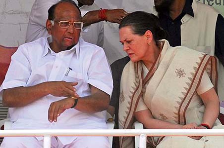 Control sugar prices, Sonia tells Pawar