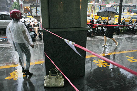 Typhoon Morakot creates havoc in Taiwan