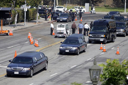 Michael Jackson to be laid to rest in sunset ceremony