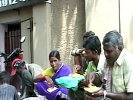 Chennai's auto drivers feed 500 people Chennai's auto drivers feed 500 people