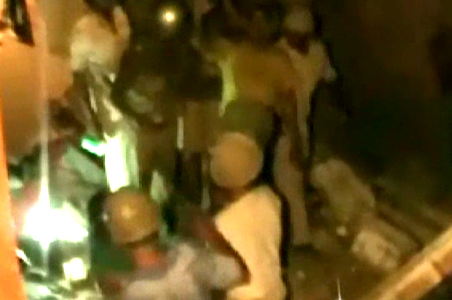 Four die in Kanpur building collapse