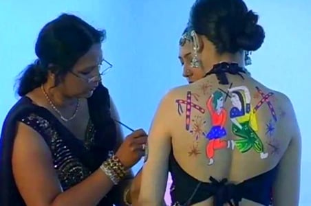 Tattoos, now a part of garba