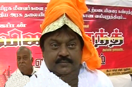 Vijaykant on fast for Tamil fishermen