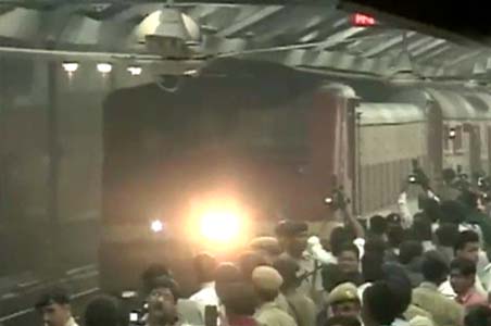 Naxal siege over, Rajdhani Express comes home