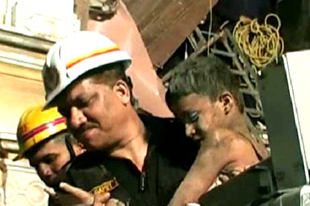 Dramatic rescue for a family in Surat