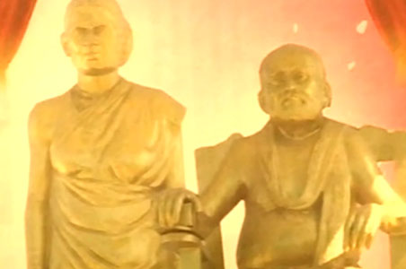 His parents' statues get Karunanidhi in trouble