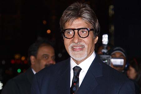 Filmi turnaround: Big B now in MNS' good books