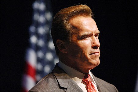 Arnie's 'warning' to wife: Follow the rules!