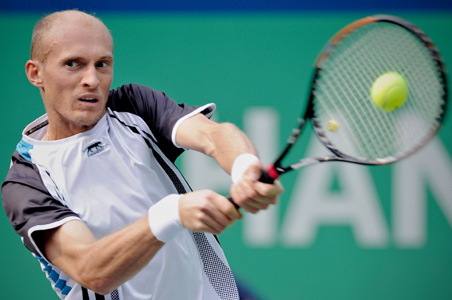 Davydenko, Lopez into Shanghai semis