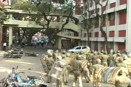 Police held guilty in Madras High Court clash