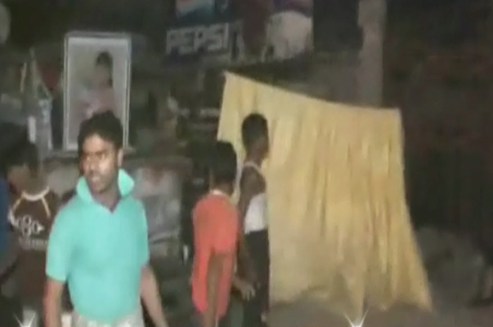 Kanpur: Angry mob burns down murder accused's house