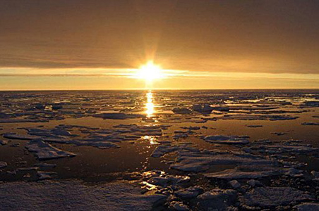 Canadian teen survives 3 days on ice, polar beers