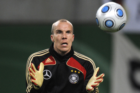 Football tragedy: German keeper Enke dies