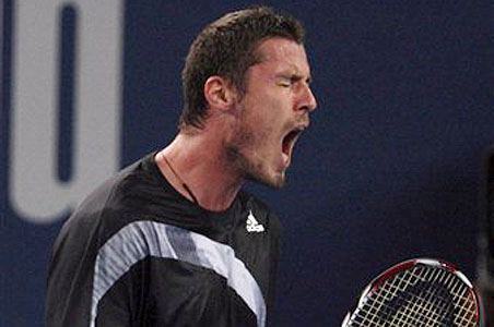 Safin bids farewell to tennis in Paris