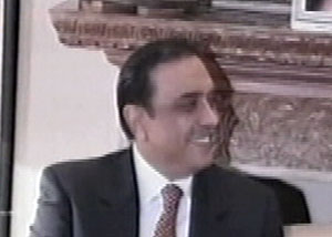 Fresh trouble for Zardari, ally asks him to resign