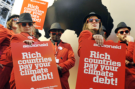 New climate draft has gaping holes at UN talks