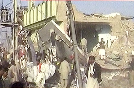 Explosion hits Pak town, at least 15 killed