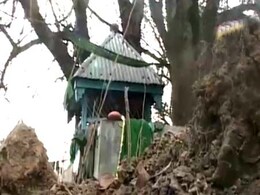 Kashmir: Battle over a graveyard Kashmir: Battle over a graveyard