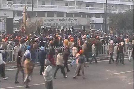 Punjab bandh evokes mix response