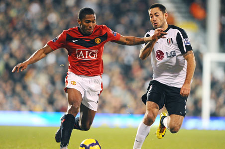 Manchester United thrashed by Fulham 3-0