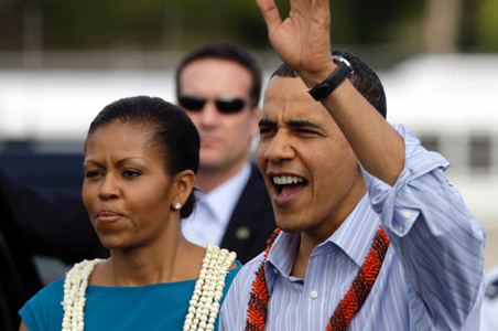 Obama leaves for Hawaii to celebrate Christmas