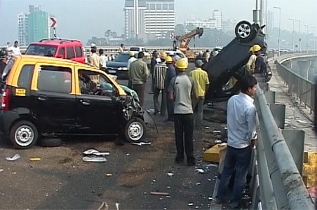 1 killed in accident on Bandra-Worli sea link