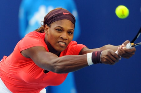 Serena Williams suffers swimsuit malfunction