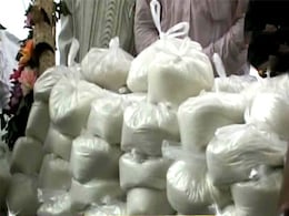 Sugar surges to record high, may hit Rs 50/kg mark Sugar surges to record high, may hit Rs 50/kg mark