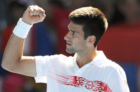 Aus Open: Djokovic powers into quarters