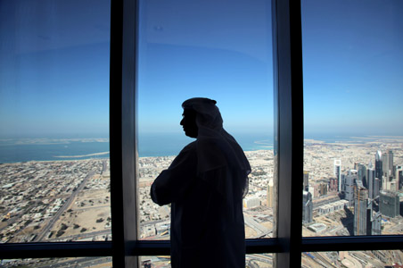 Monarchy thwarts Dubai's aspirations