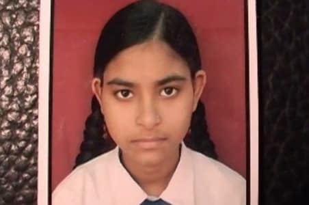 Schoolgirl kills herself due to eve teasing 