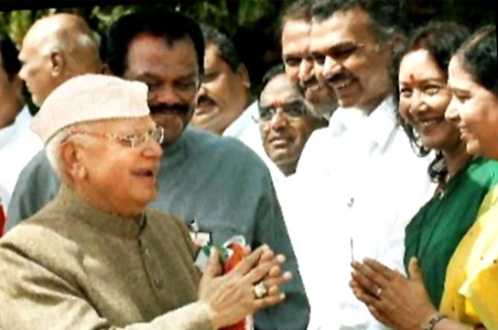 Notice to N D Tiwari on paternity suit