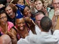 Obama 'tweets' visit to aid centre for Haiti