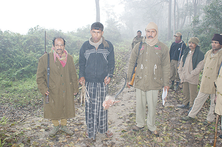 Poachers nabbed with animal traps, poisoned arrows