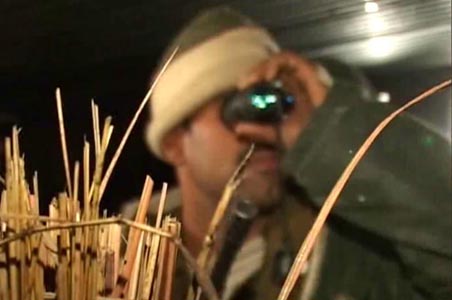 Pakistan troops violate Line of Control truce, fire rockets