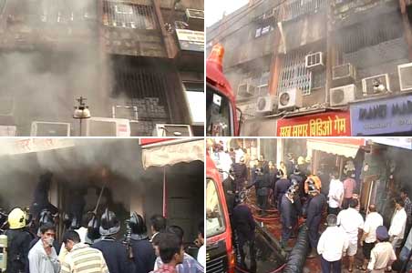 Fire at Mumbai's shopping centre, one dead