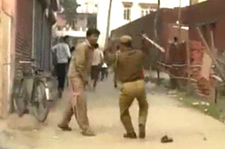 Students go on rampage against coaching centres in Patna