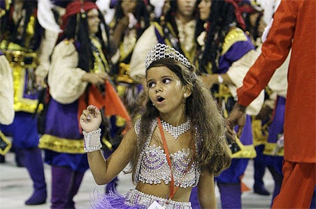 7 Year Old Samba Queen Cries At Rio S Carnival