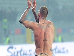 David Beckham has bubble bath with comedian for charity David Beckham has bubble bath with comedian for charity
